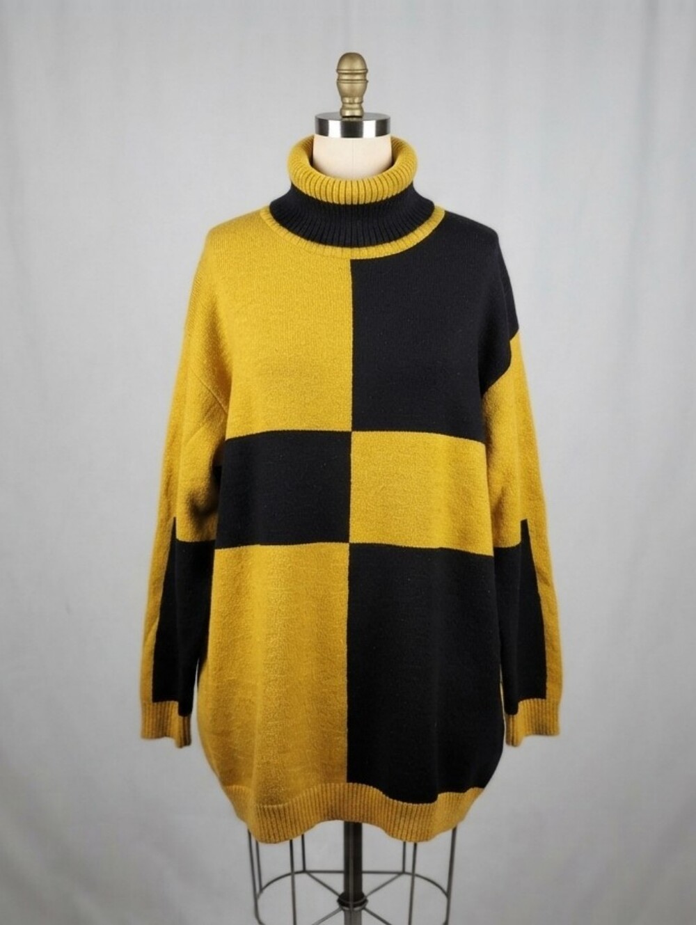 Vintage Forenza Black & Yellow Colorblock Turtleneck Sweater ( L ) Pre-owned.